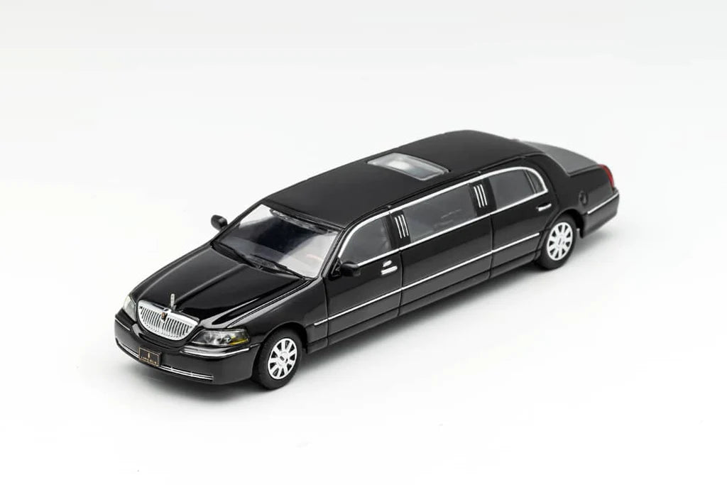 1/64 lincoln towncar 30台限定 ステアリング可動精密ミニカ 1/64 lincoln towncar 30台限定ステアリング可動 精密ミニカ