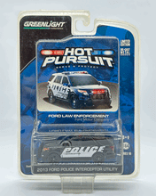Load image into Gallery viewer, Greenlight 1/64 Hot Pursuit Series 10 2013 Ford Police Interceptor Utility Show Car
