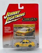 Load image into Gallery viewer, Johnny Lighting 1/64 1997 Ford Crown Victoria Taxi
