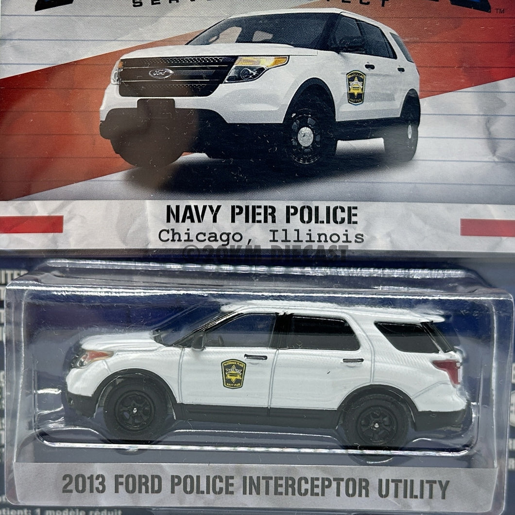 GreenlightHot Pursuit series 2013 Ford Police Interceptor Utility - Navy Pier Police