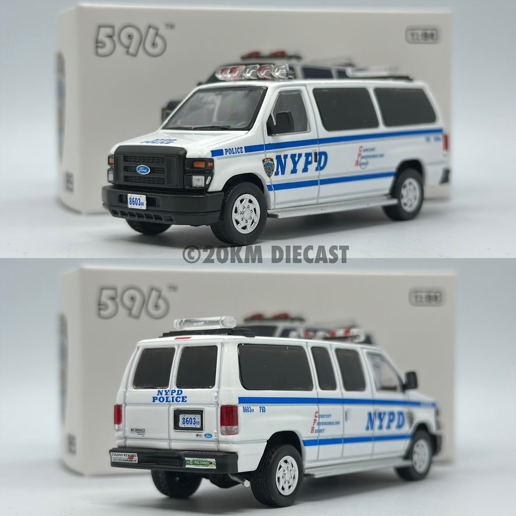 596 Model 1/64 Ford E350 - New York City Police Department (NYPD)
