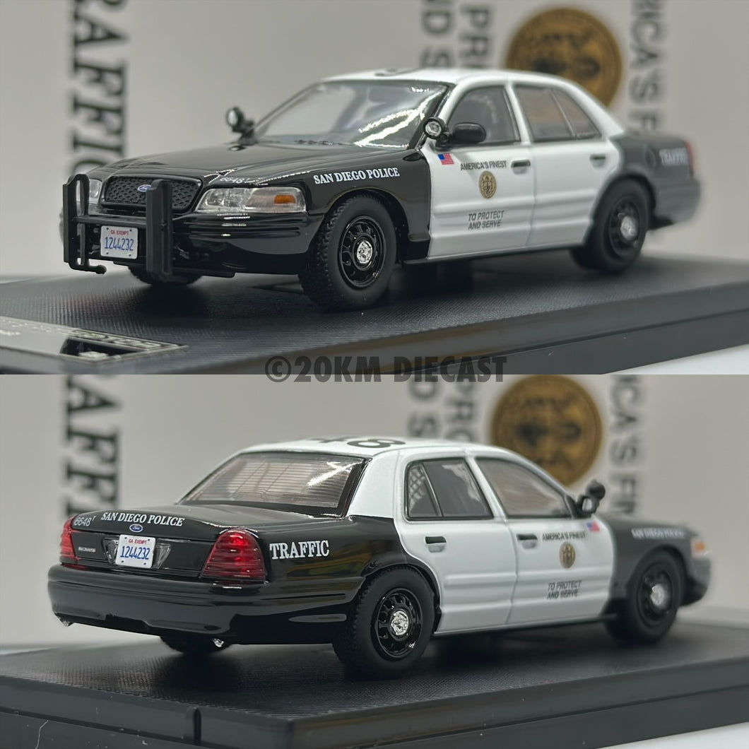 Rollin 1/64 Ford Crown Victoria Police Interceptor - San Diego Police Department Slicktop