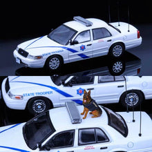 Load image into Gallery viewer, Rollin 1/64 Ford Crown Victoria- Arkansas State Police
