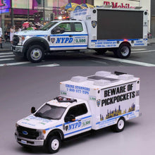 Load image into Gallery viewer, 596 1/64 Ford F550 NYPD Crime Scene Unit (With working light box)
