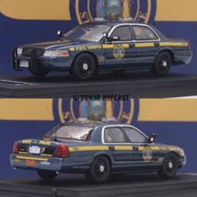 Load image into Gallery viewer, Rollin 1/64 Ford Crown Victoria- New York State Police Slicktop
