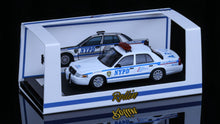 Load image into Gallery viewer, Rollin 1/64 Ford Crown Victoria Police Interceptor - NYPD New York City Police Department Auxiliary
