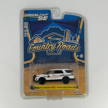 Load image into Gallery viewer, Greenlight 1/64 SE Country Roads Series 15 - 2016 Ford Interceptor Utility - Orange County Florida Sheriff
