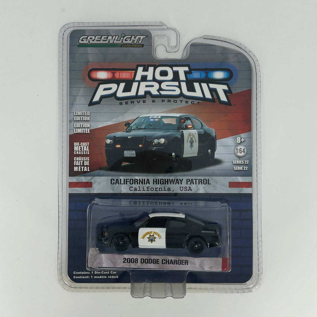 Greenlight 1/64 Hot Pursuit Series 22 - 2008 Dodge Charger - California Highway Patrol (CHP)