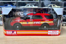 Load image into Gallery viewer, Motormax 1/24 Ford Police Interceptor Utility - New York City Fire Department (FDNY)
