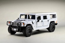 Load image into Gallery viewer, 596 Model 1/64 Hummer H1
