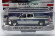 Load image into Gallery viewer, Greenlight Hot Pursuit - Chevrolet Silverado SSV 2 cars set
