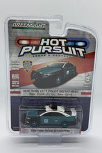 Load image into Gallery viewer, Greenlight Hot Pursuit 2014 Ford Police Interceptor - New York Police Department NYPD
