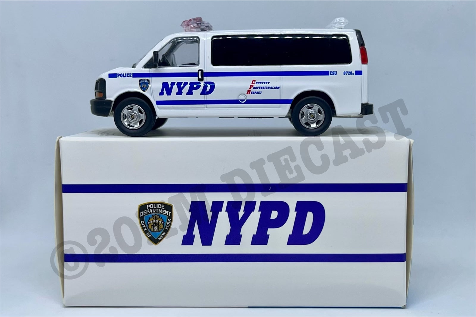 596 Model 1/64 Chevrolet Express New York Police Department (NYPD)