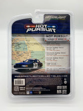Load image into Gallery viewer, Greenlight 1/64 Hot Pursuit Series 19 - 2008 Ford Crown Victoria Police Interceptor - California Highway Patrol (CHP) #42760-C
