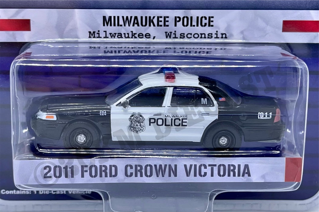 Greenlight 1/64 2011 Ford Crown Victoria - Milwaukee Police