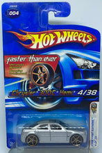 Load image into Gallery viewer, Hot Wheels Chrysler 300c Hemi
