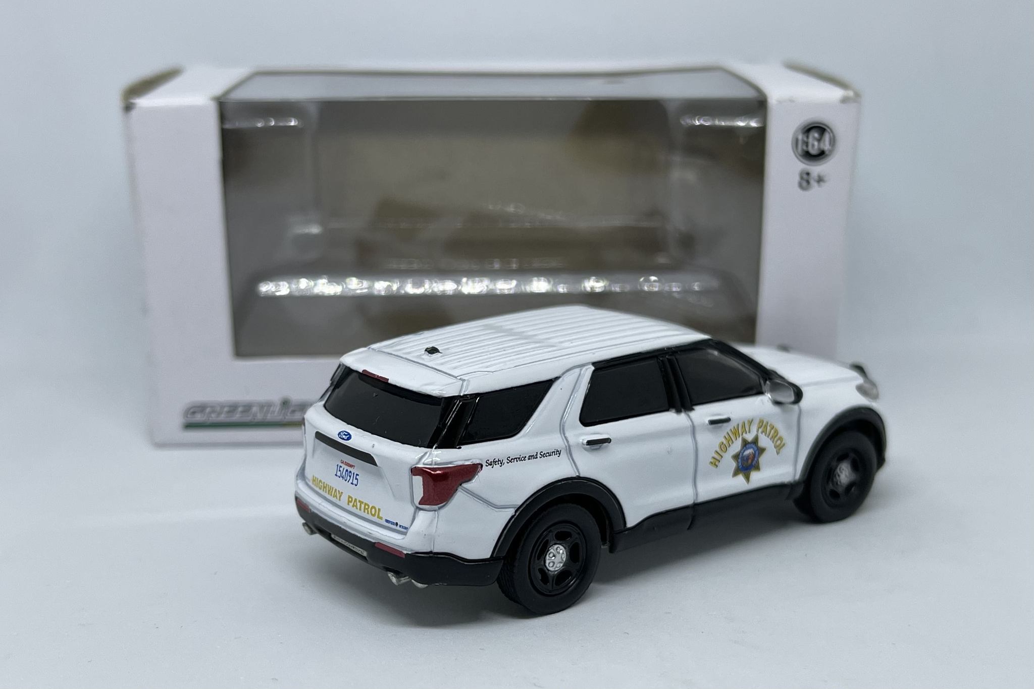 Green light グリーンライト 1/64 カリフォルニア　警察署 Greenlight 1/64 2020 Ford Police Interceptor Utility - California