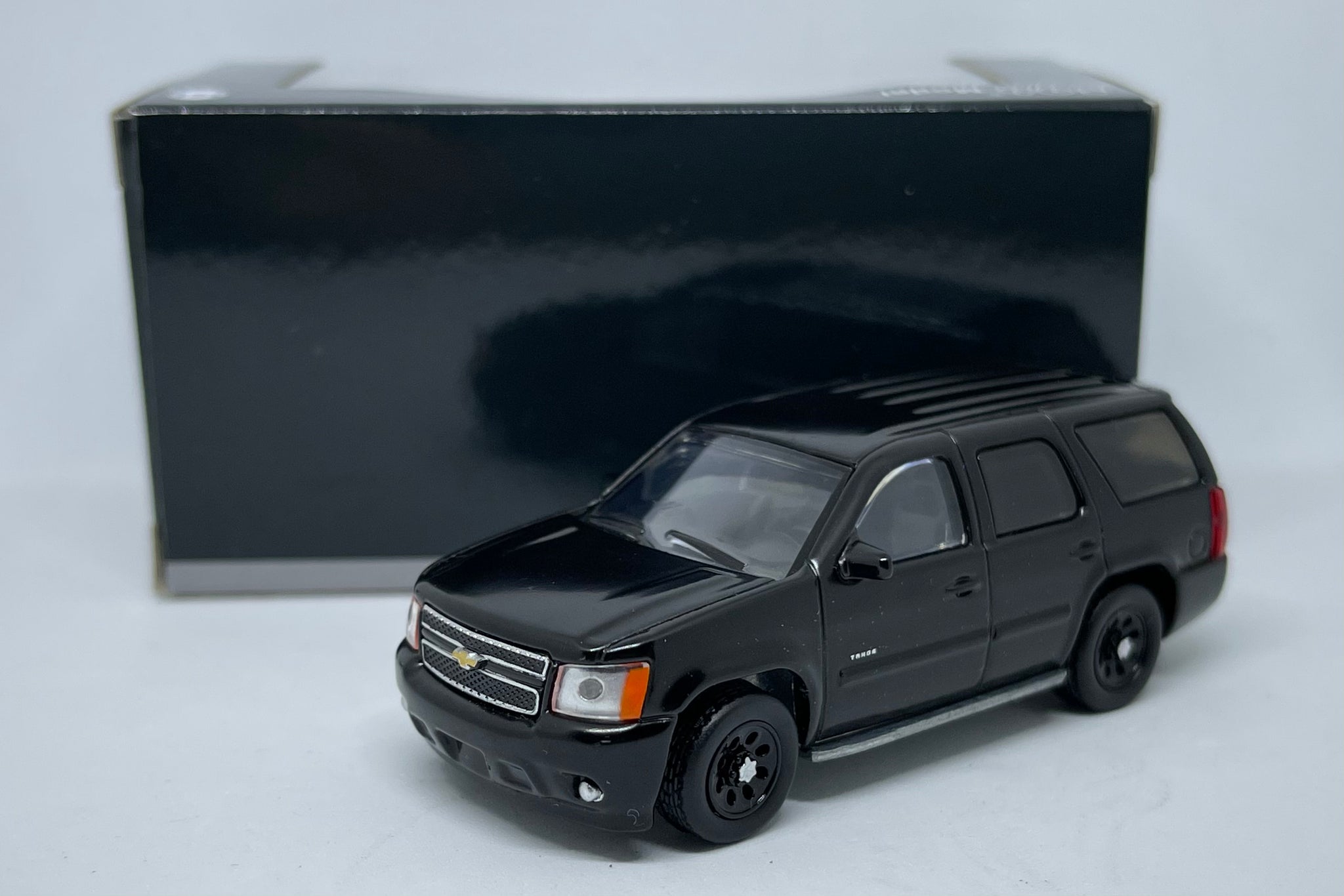 596 Model 1 64 Chevrolet Tahoe Blank Black 20KM Diecast