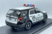 Load image into Gallery viewer, Greenlight 1/43 Exclusive (Las Vegas Police) - 2013 Ford Police Interceptor Utility - Las Vegas Metropolitan Police Department #51321
