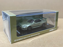 Load image into Gallery viewer, Inno64 1/64 Nissan Skyline GT-R R34 V-Spec II Nür Millennium Jade (IN64-R34VS-MJADE)
